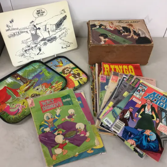 Assorted Vintage Items Including Comics, Escalado Game Etc